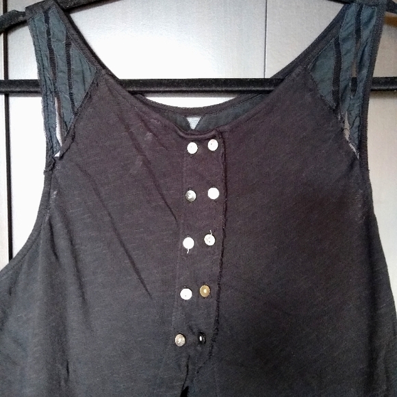 Abstract Tank blouse - Picture 2 of 3